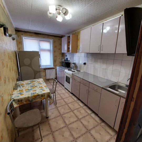 2-к. квартира, 48 м², 1/9 эт.