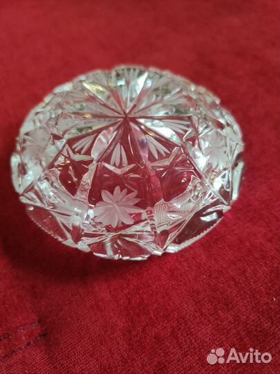 Хрустальная пепельница