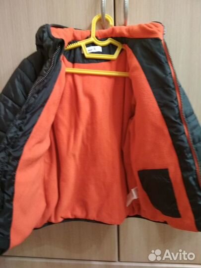 Куртка утепленная р-р 128