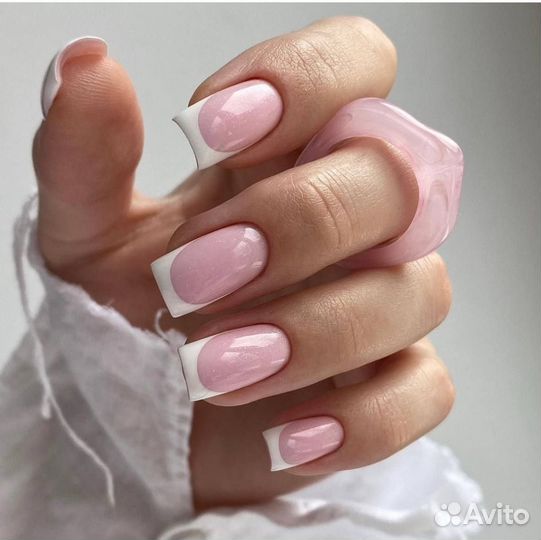 Маникюр, педикюр