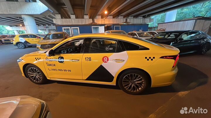 FAW Bestune B70 2.0 AT, 2023, битый, 34 920 км