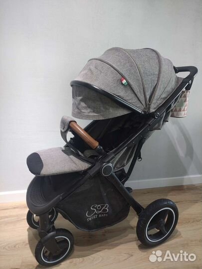 Коляска прогулочная