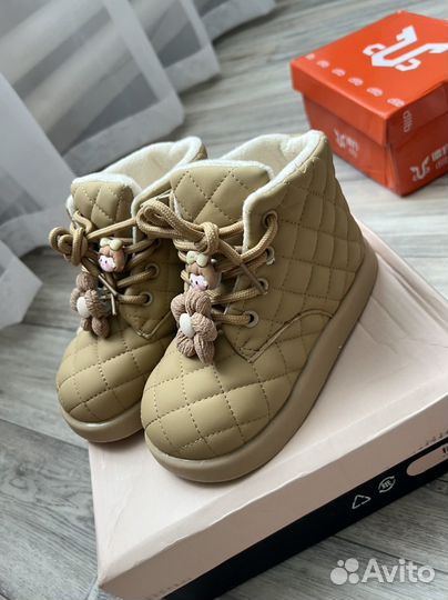 Ботинки для девочки