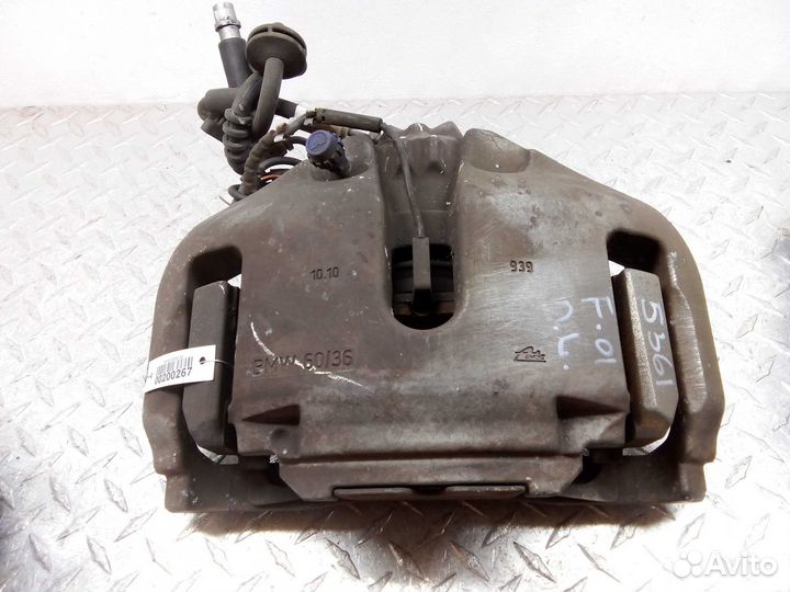 Суппорт передний левый BMW 7-Series F01 F02