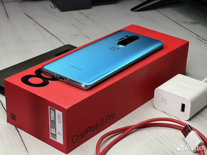 OnePlus 8 Pro, 12/256 ГБ