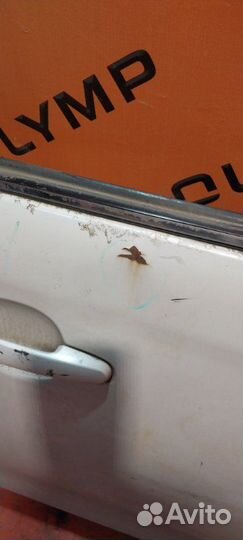 Дверь передняя правая Toyota Premio NZT240 1NZ-FE