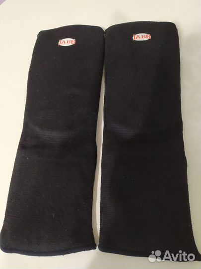 Детские наколенники.Волейбольный мяч новый