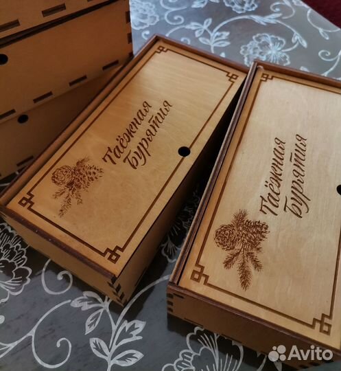 Коробка подарочная деревянная