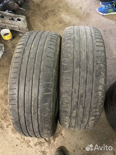 Nokian Tyres Hakka V 215/65 R16