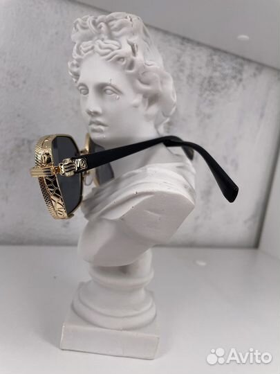 Солнцезащитные очки Balmain черные