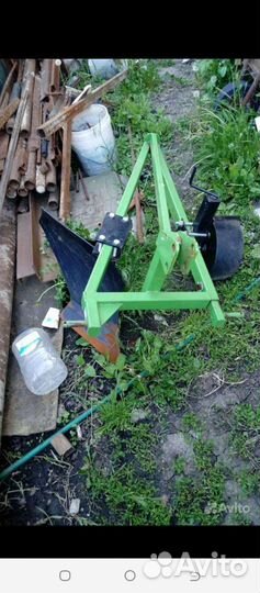 Плуг для минитрактора с трех точечной навеской