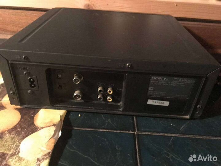 Видеомагнитофон sony