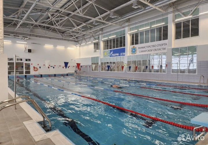 Абонемент в фитнес клуб с бассейном