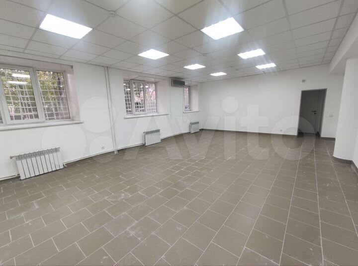 Свободного назначения, 90 м²