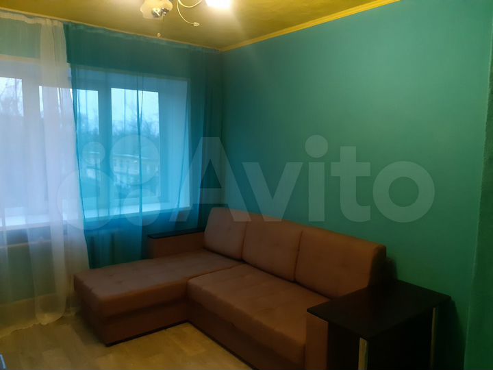 Комната 13 м² в 5-к., 4/5 эт.