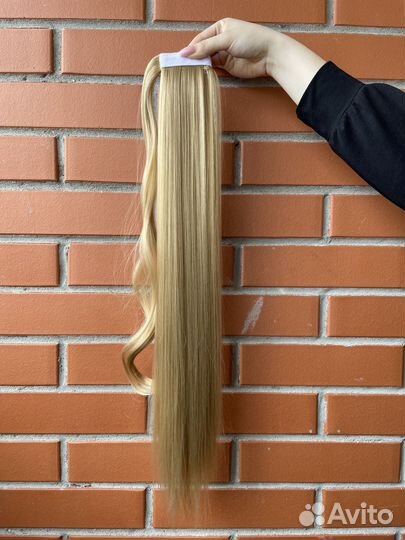 Хвосты на ленте разные цвета