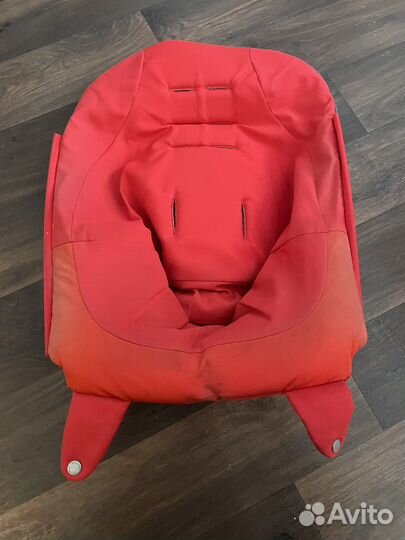 Сидушка в коляску stokke