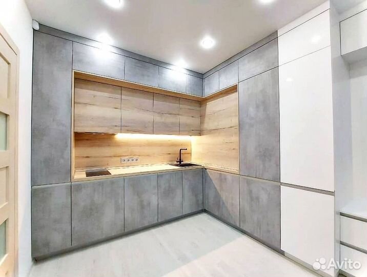 Кухня в потолок