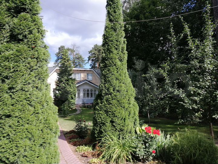 Дом 121 м² на участке 5,7 сот.