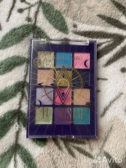 Vivienne sabo тени