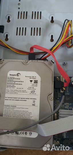 Регистратор для видеонаблюдения на 8 камер