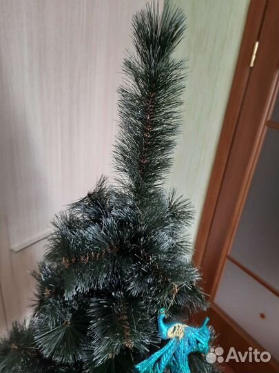 Елка искусственная