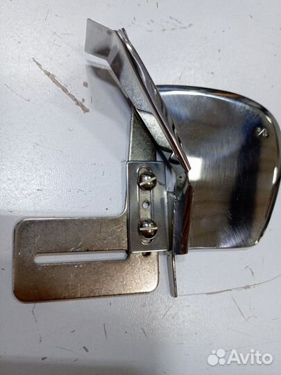 Окантователь для швейных промышленных машин