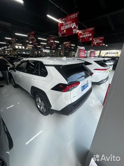 Toyota RAV4 2.0 CVT, 2020, 68 000 км