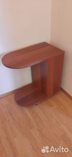 Тумбочка прикроватная