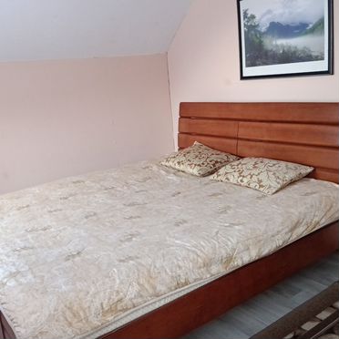 Комната 18 м² в 3-к., 2/2 эт.