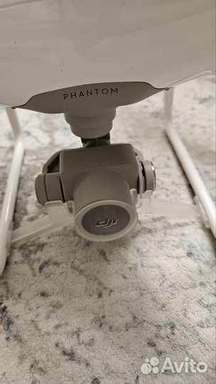 Квадрокоптер DJI Phantom 4 V 2.0