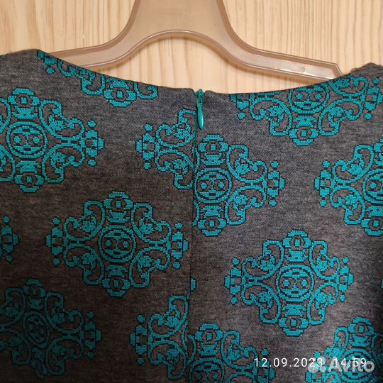 Платье женское. 52-54 размер