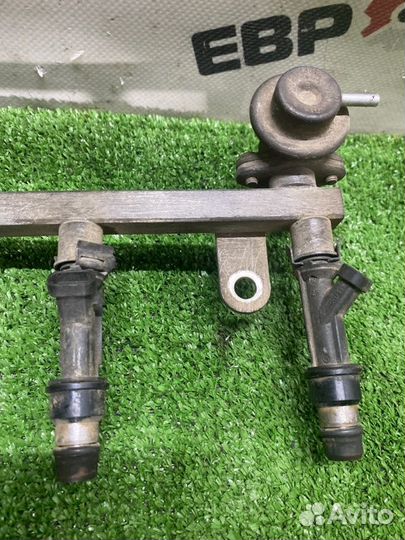 Топливная рейка с форсунками Daewoo Nexia N150