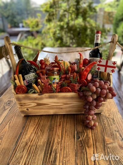 Подарочные боксы, вкусные букеты