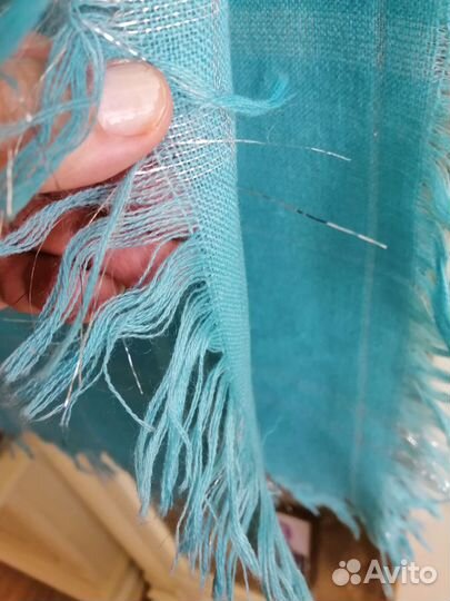 Новый платок чистая шерсть с люрексом 100х100