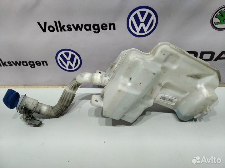 Бачек омывателя VW Skoda