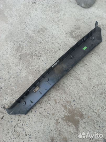 Пластик багажника audi a8 d2