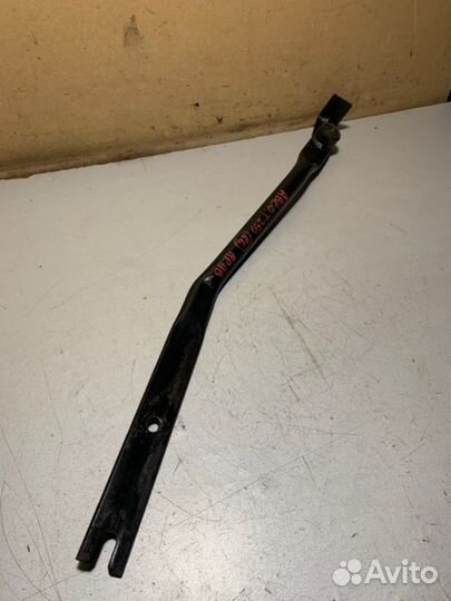 Кронштейн балки передний правый Chevrolet Aveo