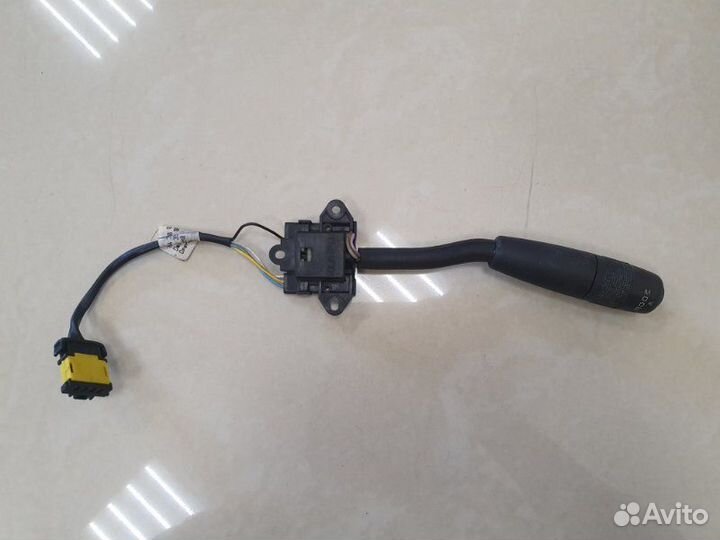 Подрулевой переключатель Peugeot 607 2001