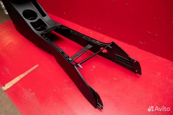 Консоль центральная Kia Ceed 1G G4FC 1.6 2006