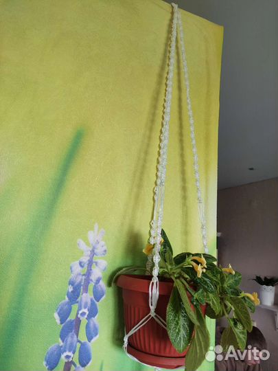 Подвесное кашпо для цветов