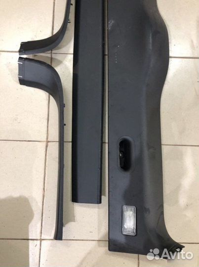 Накладки крышки багажника Bmw X5 E53