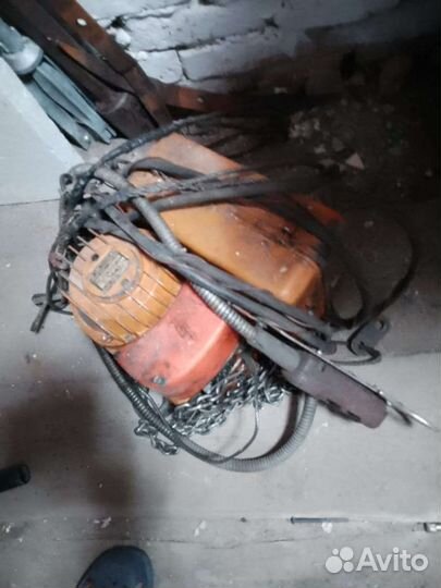 Продам тельфер Болгария