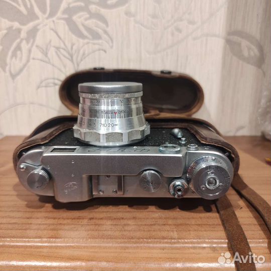 Пленочный фотоаппарат фэд-2