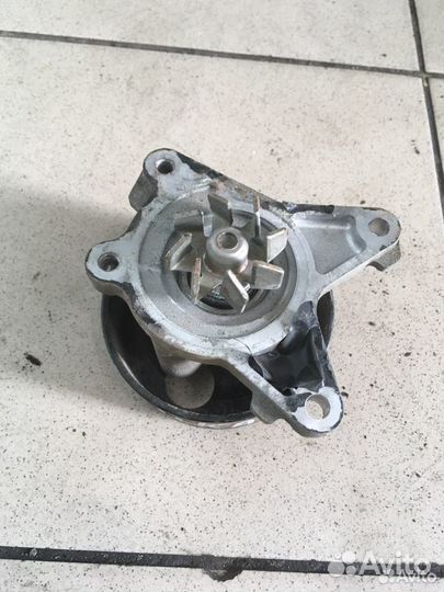 Помпа Nissan Qashqai J10