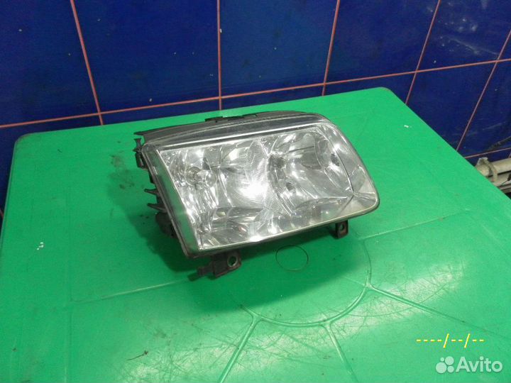 Фара правая VW polo III Фольксваген Поло Volkswag