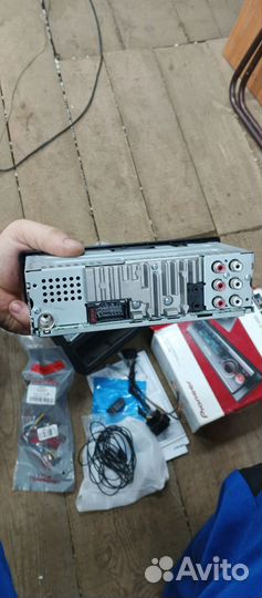 Pioner mvh-520bt