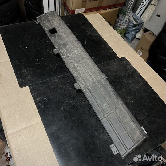 Решетка бампера передняя VW Polo