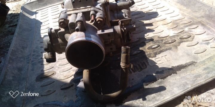 Дроссельная заслонка Honda Accord 1990