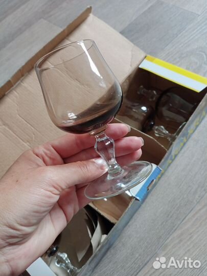 Набор бокалов для вина